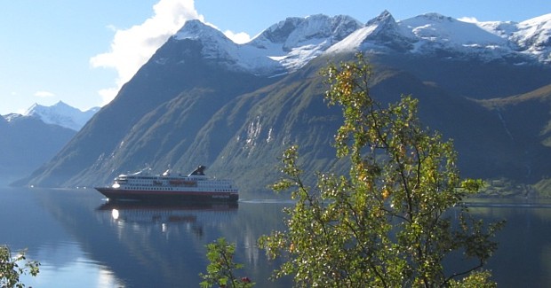 Hjorundfjord, (c) Norway in a Nutshell