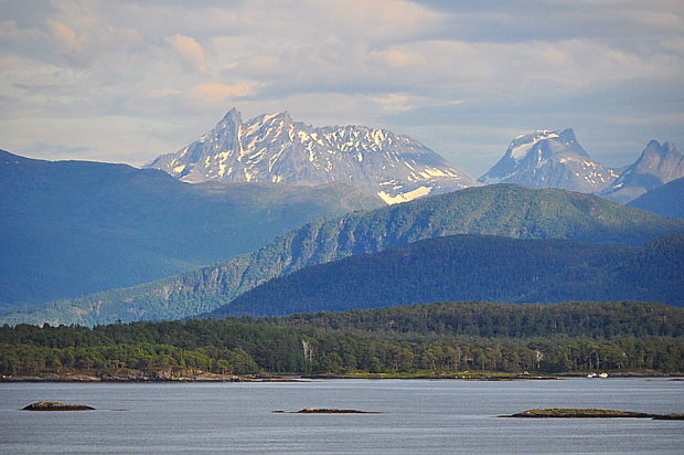 Berge Fjord Molde Romsdal