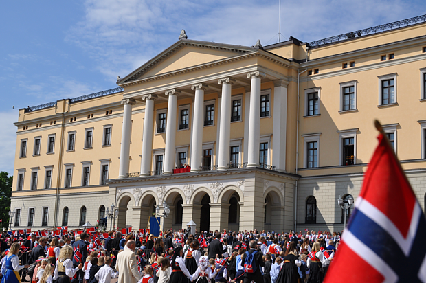 17 Mai Oslo Schloss